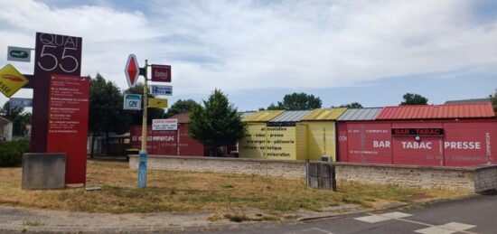 Terrain à bâtir à , Charente